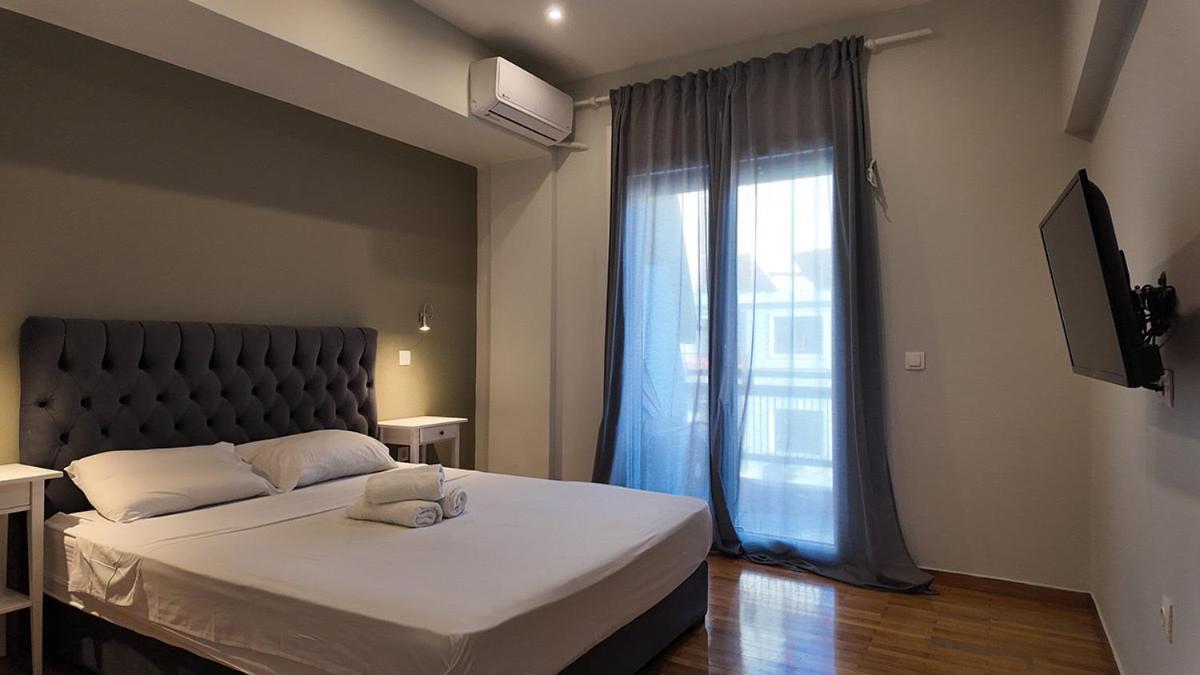 Themis 8 Athens